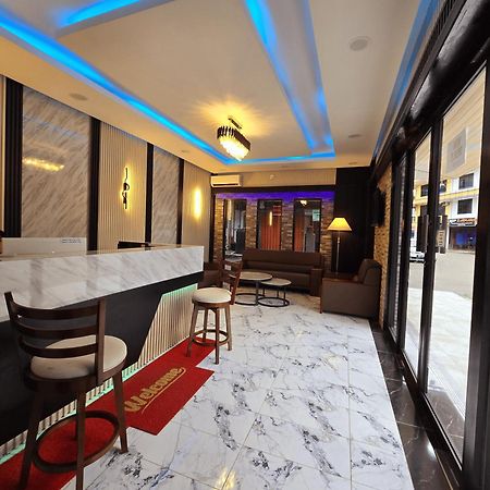 Grand Luxury Hotel سيمبورنا المظهر الخارجي الصورة